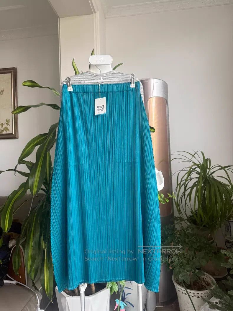Issey Miyake Issey Miyake size:3 Midi Skirt, Turquoise Green Size 31" - 1 Thumbnail