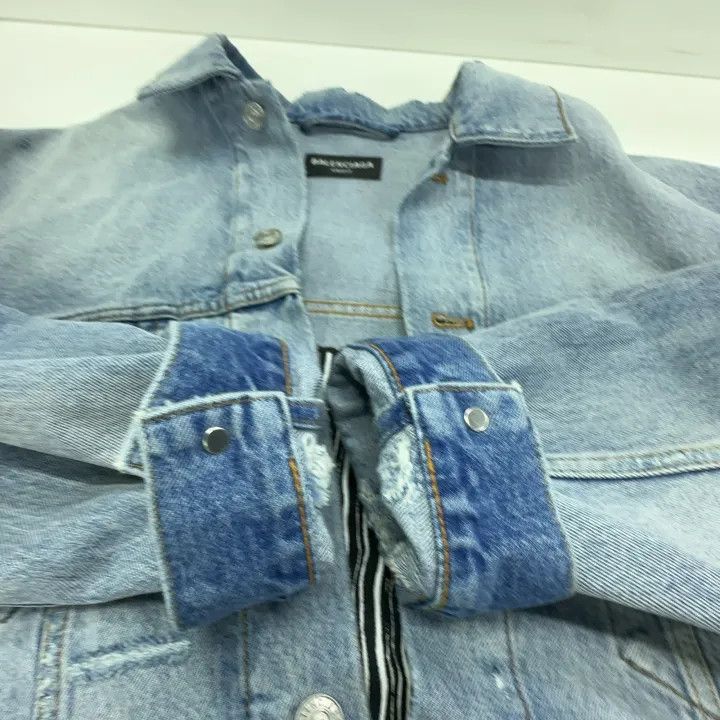Balenciaga Balenciaga Logo Relaxed Denim Jacket for All 0079-2507 Size US S / EU 44-46 / 1 - 8 Thumbnail