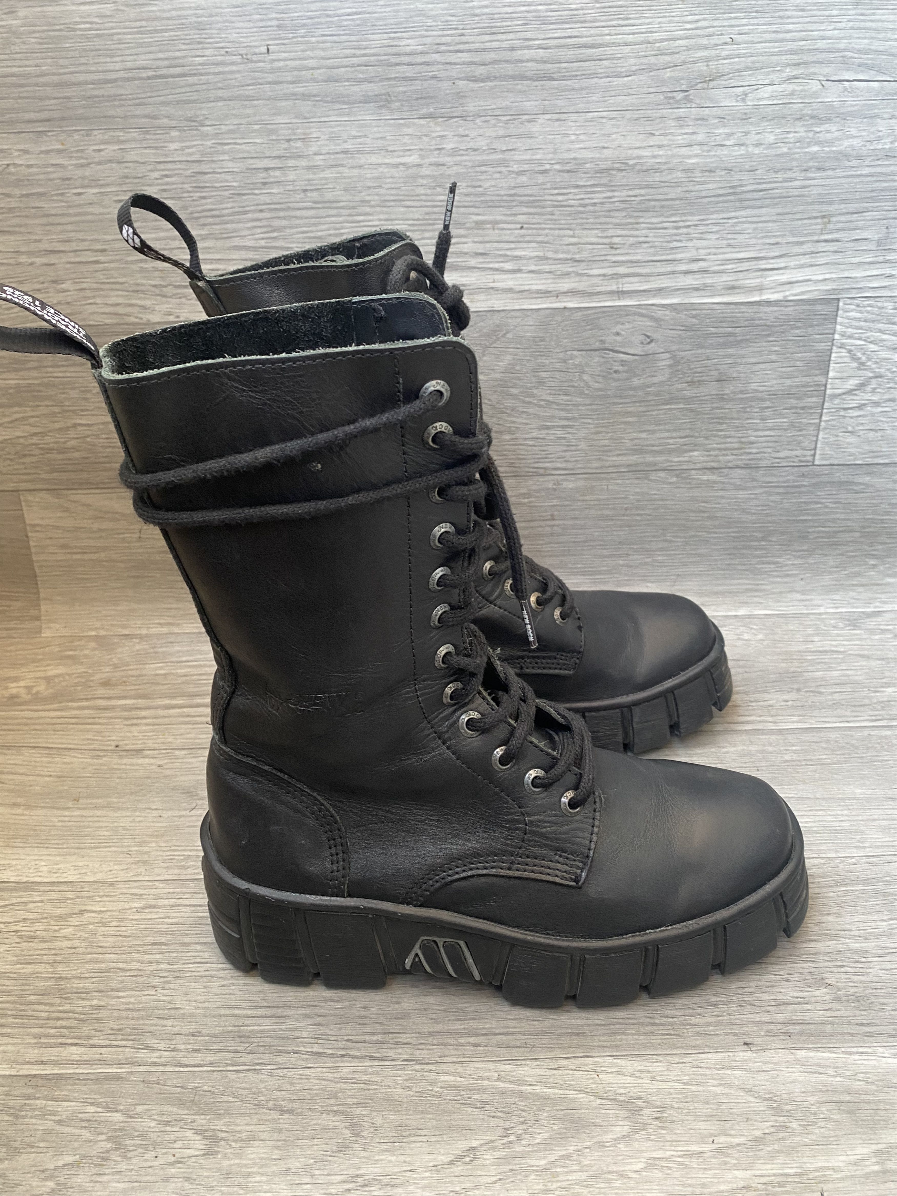 New Rock New rock chunky combat punk leather boots sz 37 Size US 7 / IT 37 - 8 Thumbnail