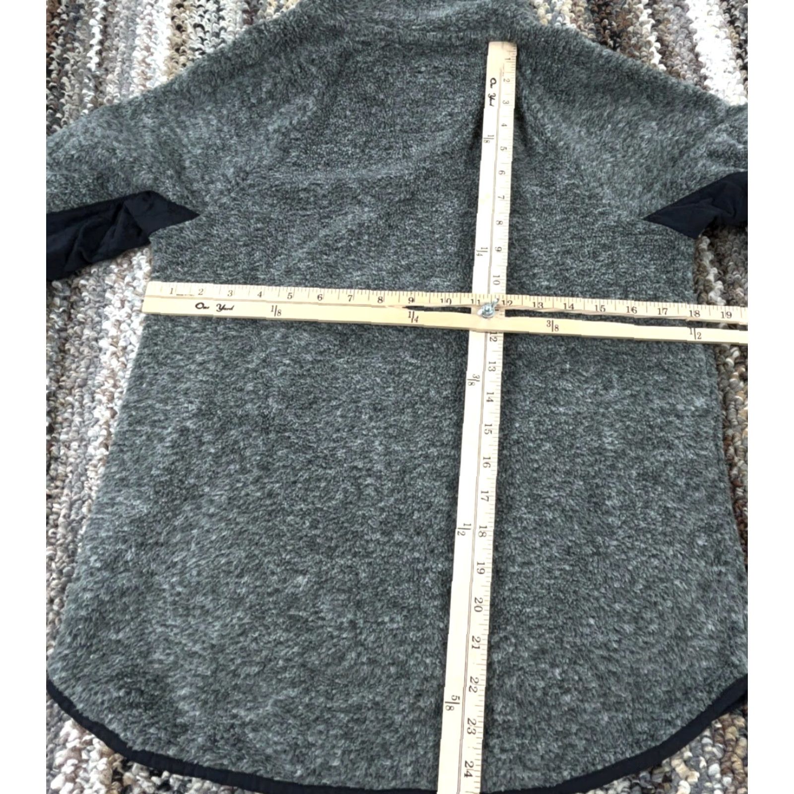 Abercrombie & Fitch VINTAGE Abecrombie & Fitch Sweater Women Small Gray Black Snap T Fleece Jacket Ladies Size S / US 4 / IT 40 - 7 Thumbnail