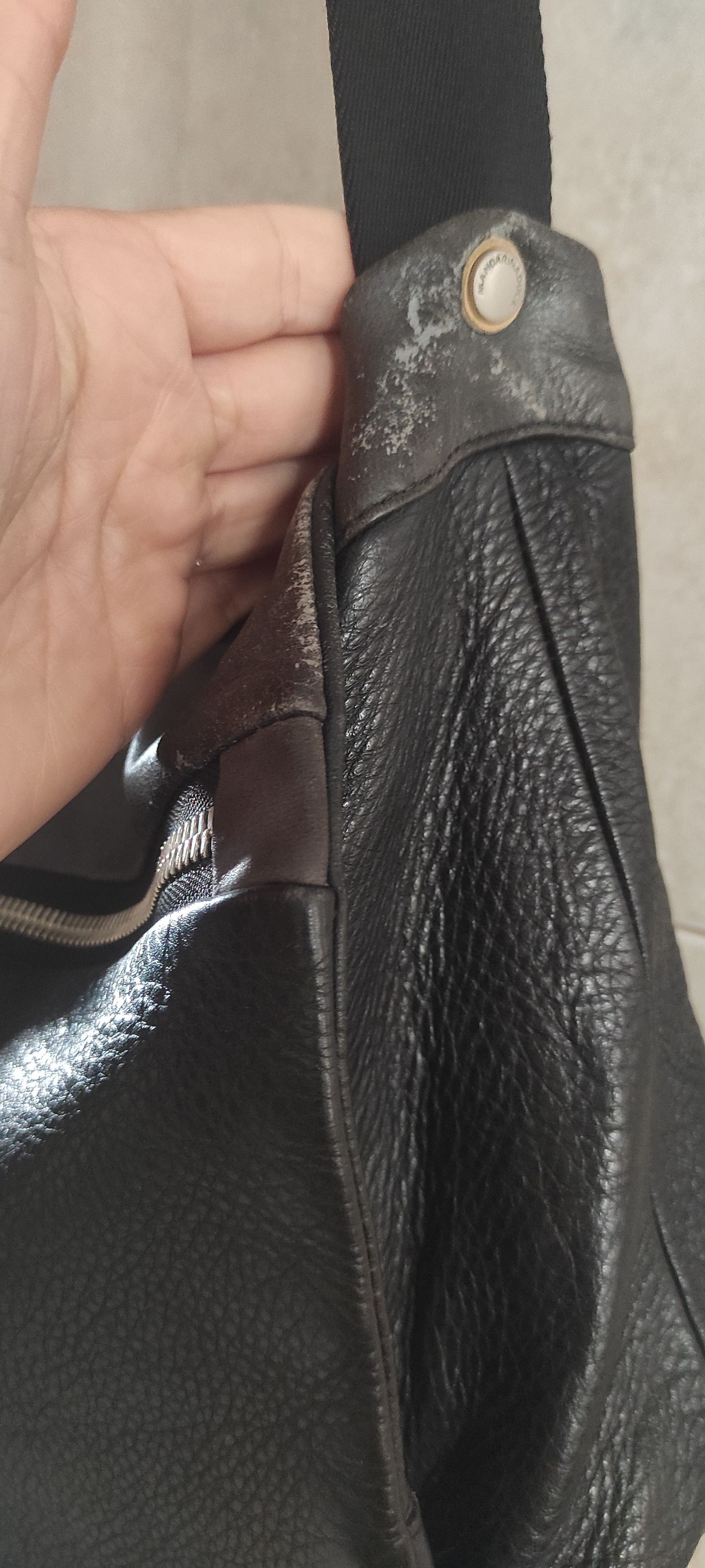 Leather × Mandarina Duck Vintage Mandarina Duck Leather Crossbody Bag Silver Hardware Size ONE SIZE - 9 Thumbnail