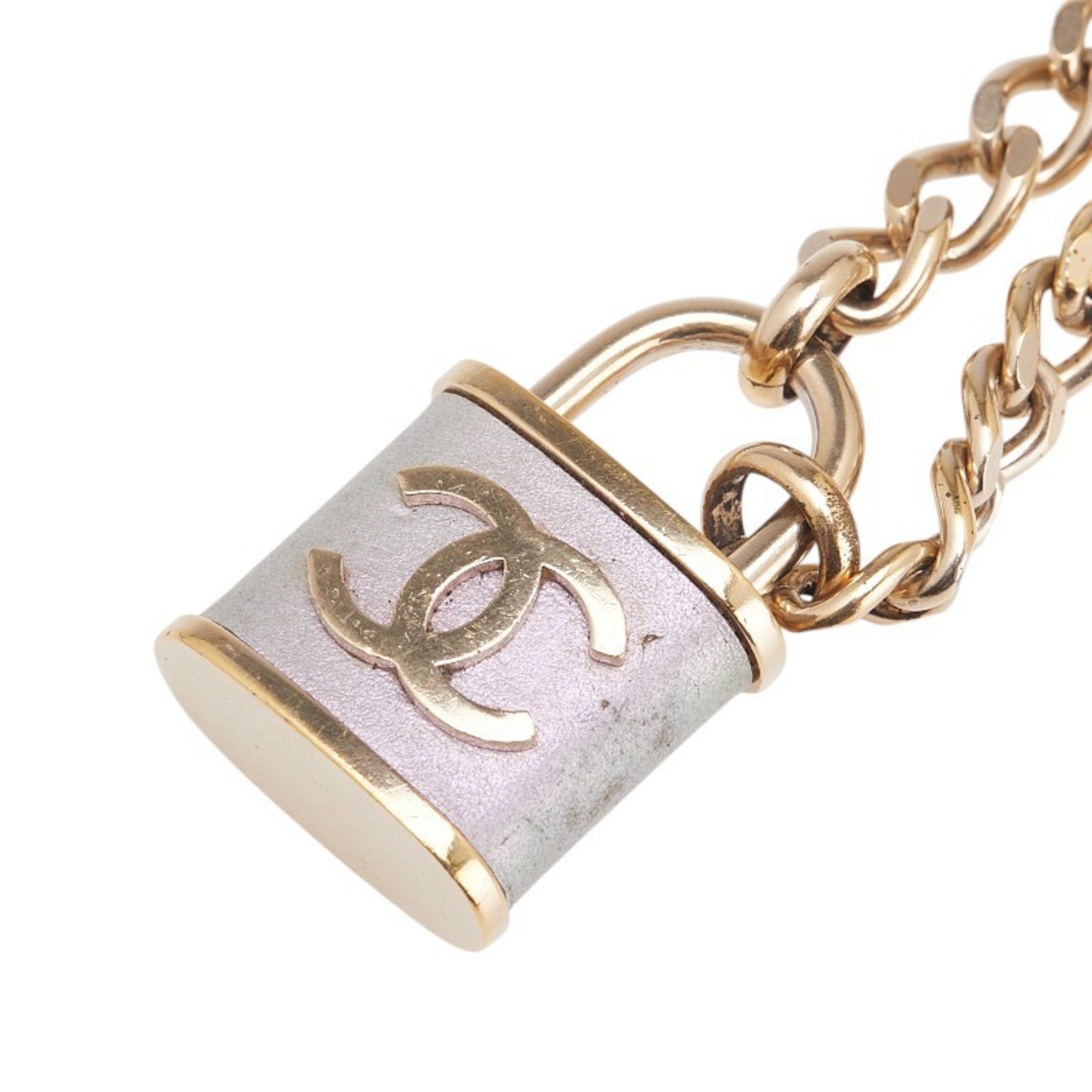 Chanel Coco Mark Cadena Padlock Motif Chain Necklace Gold Plated Women's