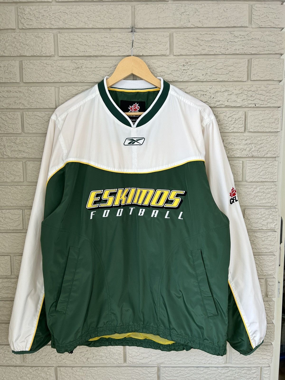 NFL × Reebok × Vintage Vintage Reebok CFL Edmonton Eskimos Football Jacket Size US M / EU 48-50 / 2 - 2 Thumbnail