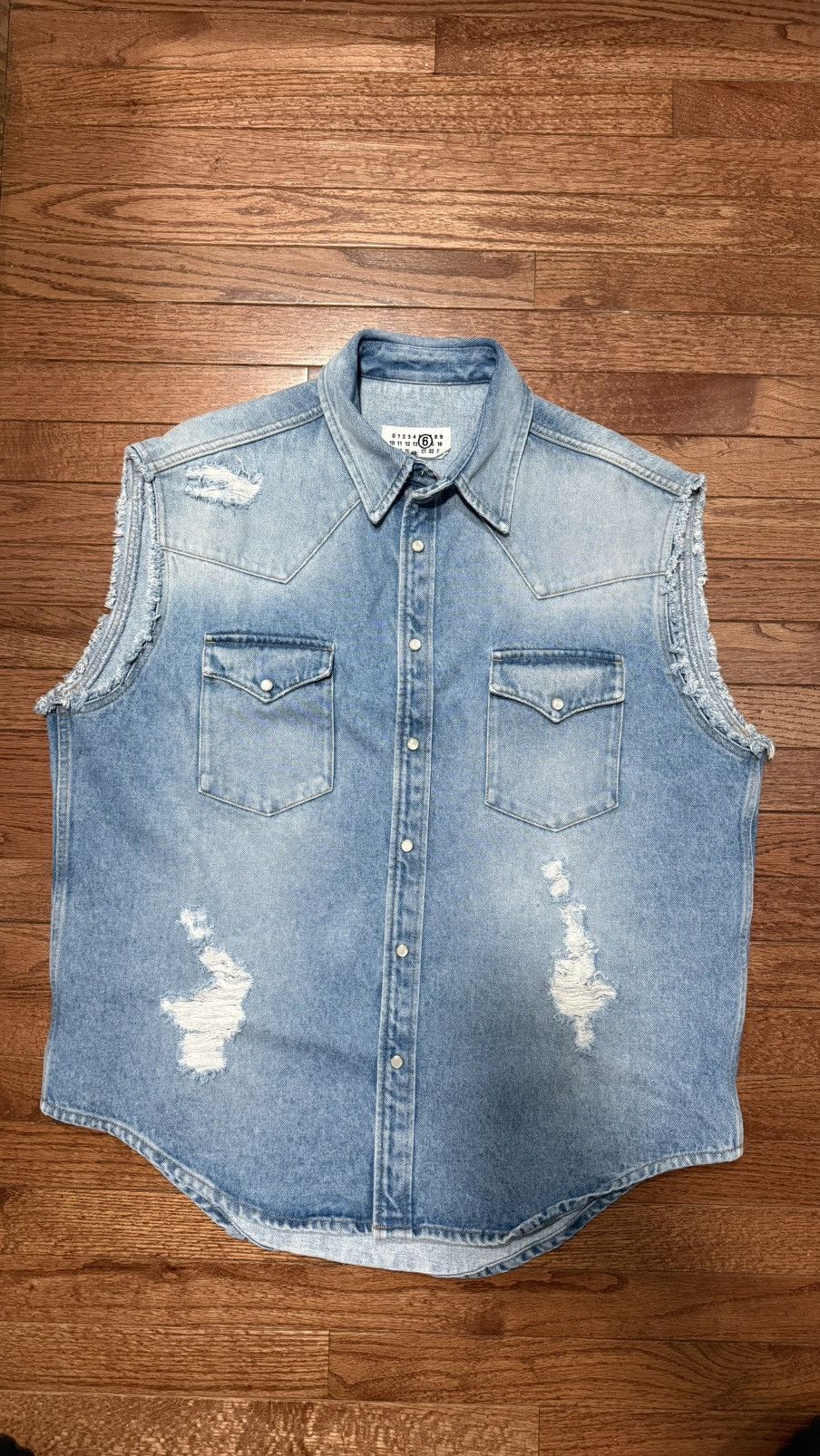 MM6 MM6 Maison Margiela Sleeveless Denim Shirt - Medium Size US M / EU 48-50 / 2 - 1 Thumbnail