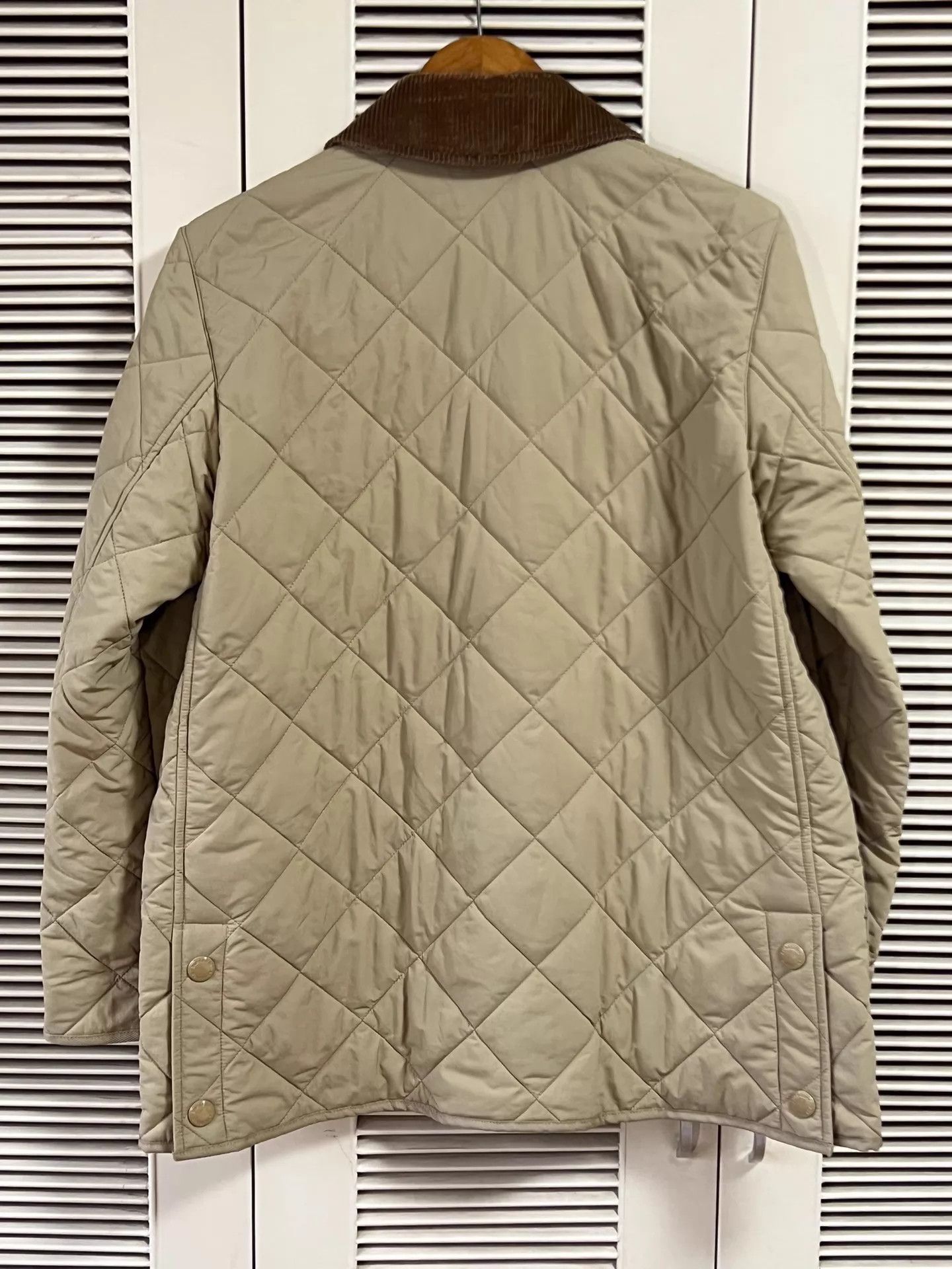 Burberry Burberry quilted corduroy padded coat M like new Size M / US 6-8 / IT 42-44 - 2 Thumbnail