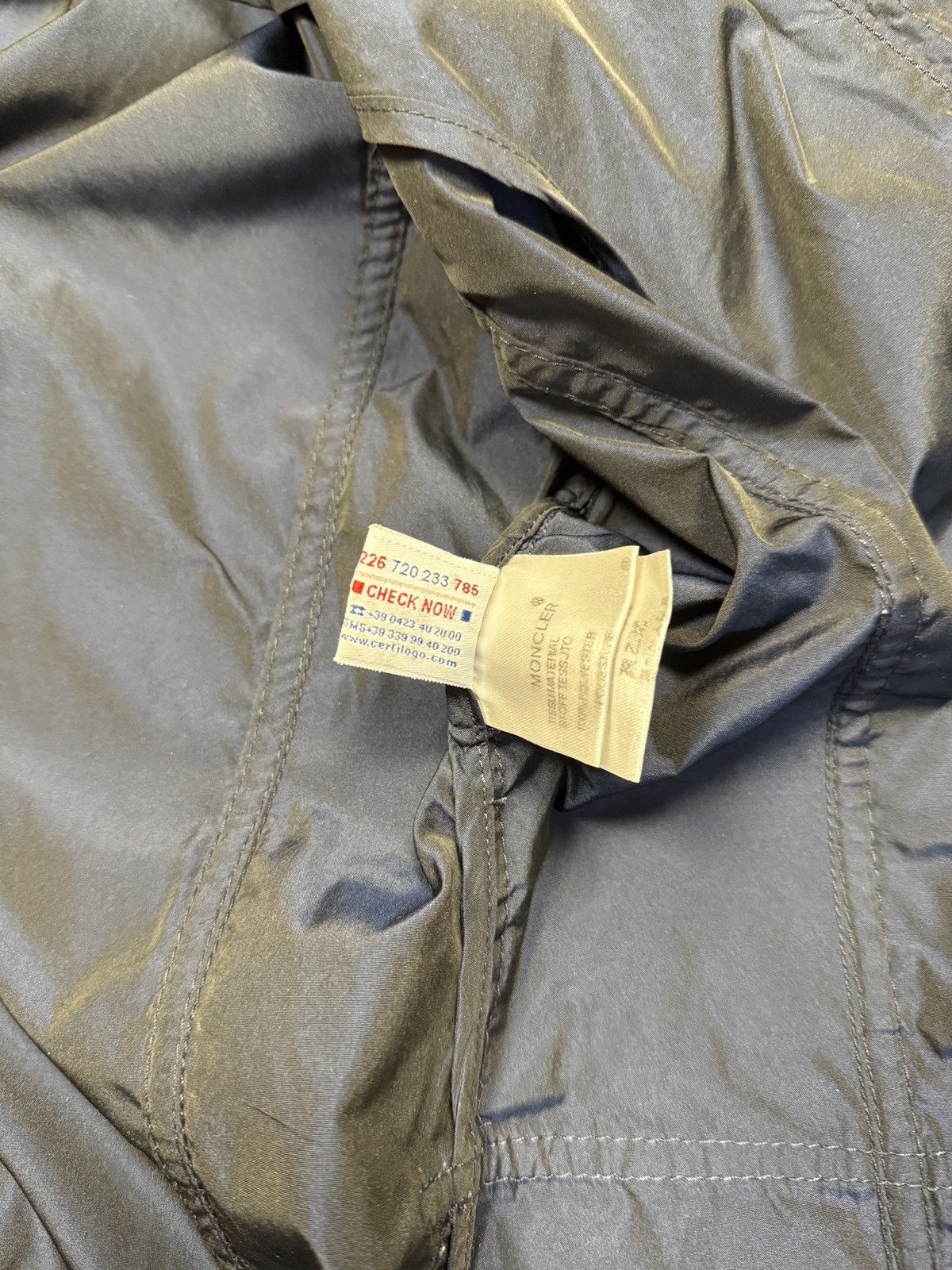 Moncler Moncler Vintage Nylon Zip Up Jacket Size M / US 6-8 / IT 42-44 - 17 Thumbnail