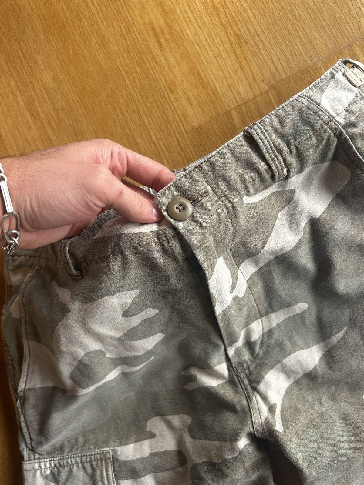 Avirex Avirex Vintage Cargo Camo Short Size US 32 / EU 48 - 3 Thumbnail