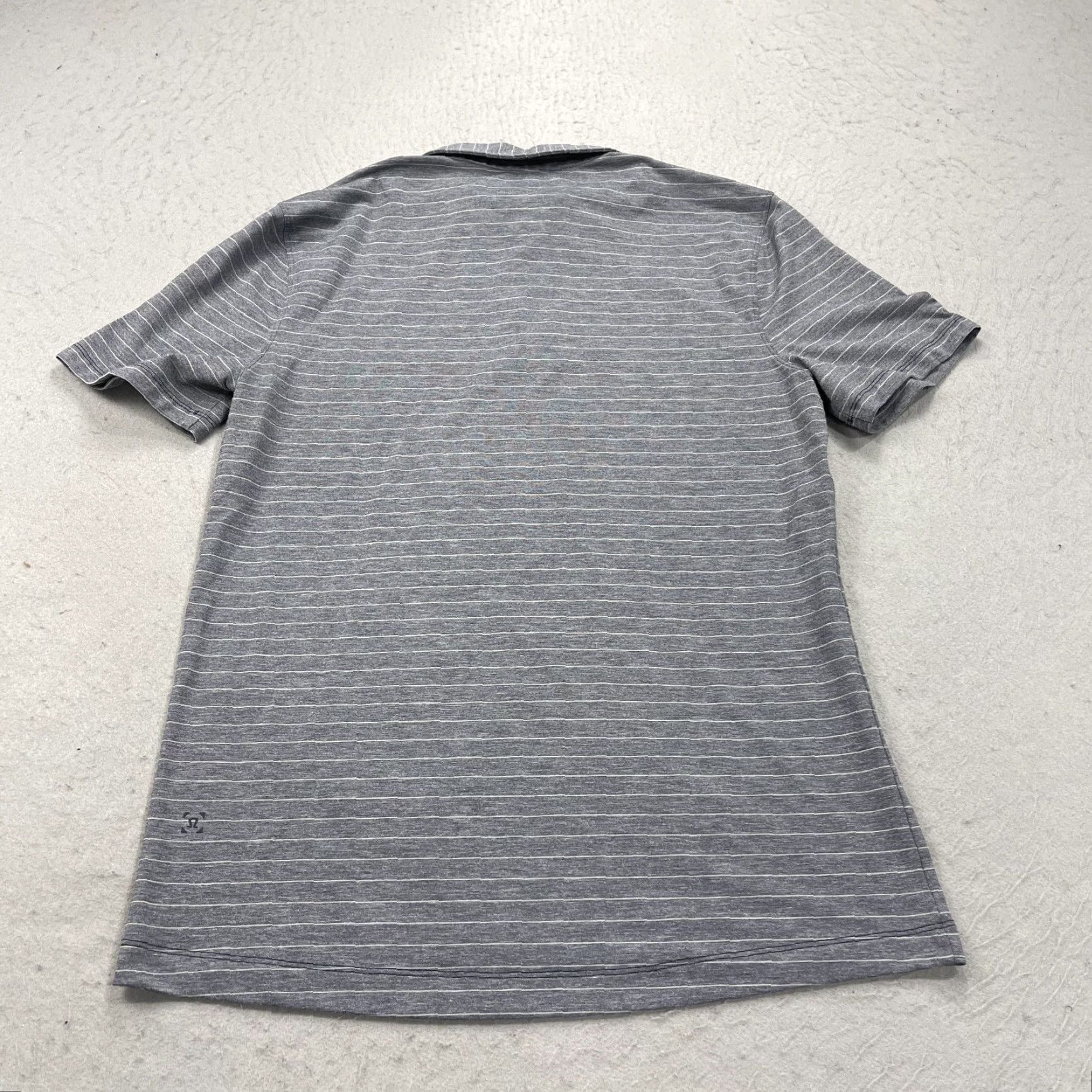 Lululemon Lululemon Polo Shirt Mens Small Striped Gray Heather Evolution Short Sleeve Golf Size US S / EU 44-46 / 1 - 5 Thumbnail