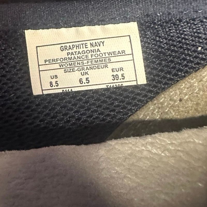 Patagonia Patagonia Dark Blue Suede Scrunch-Back Ballet Flats Size US 8.5 / IT 38.5 - 3 Thumbnail
