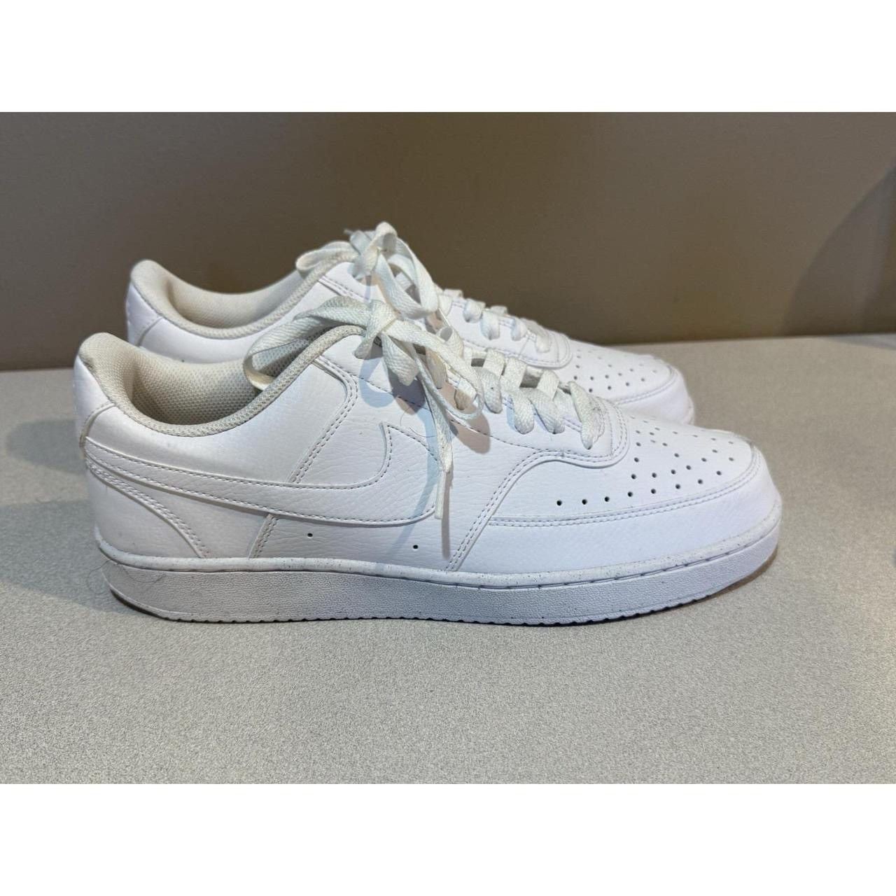 Nike Nike Court Vision Low Men Shoes Size 10.5 White 020709 LN2 Size US 10.5 / EU 43-44 - 4 Thumbnail