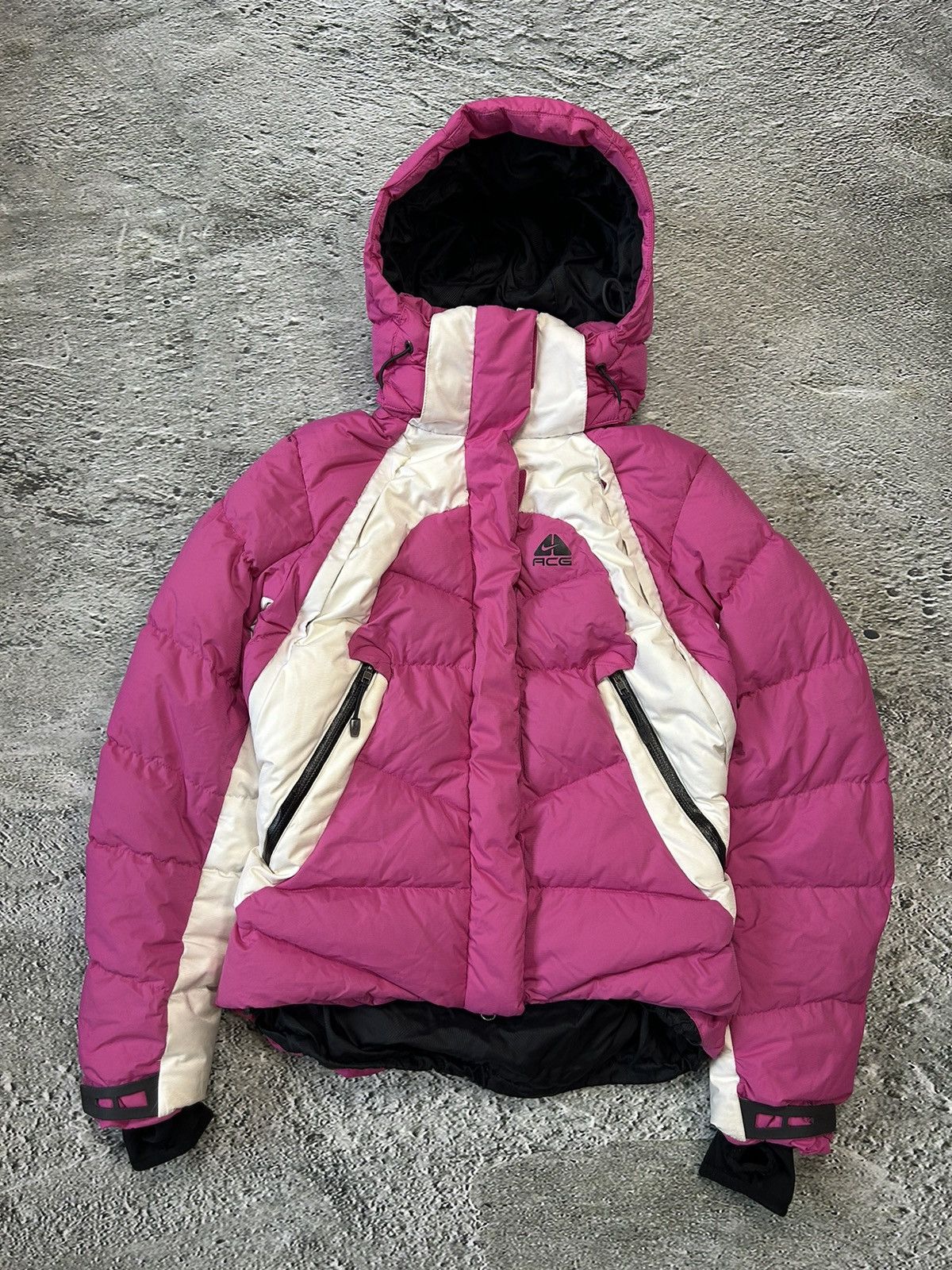 acg nike pink