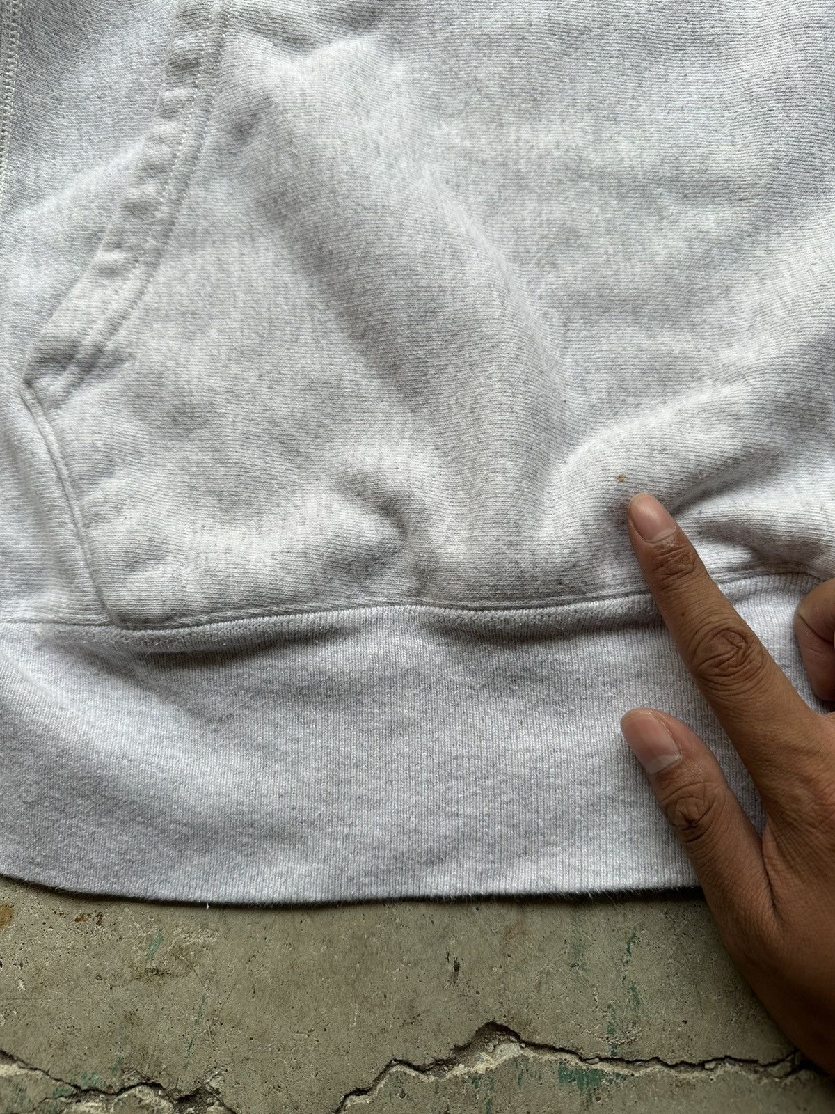 Champion Vintage Y2K Grey Champion reverse weave hoodie Size US S / EU 44-46 / 1 - 4 Thumbnail