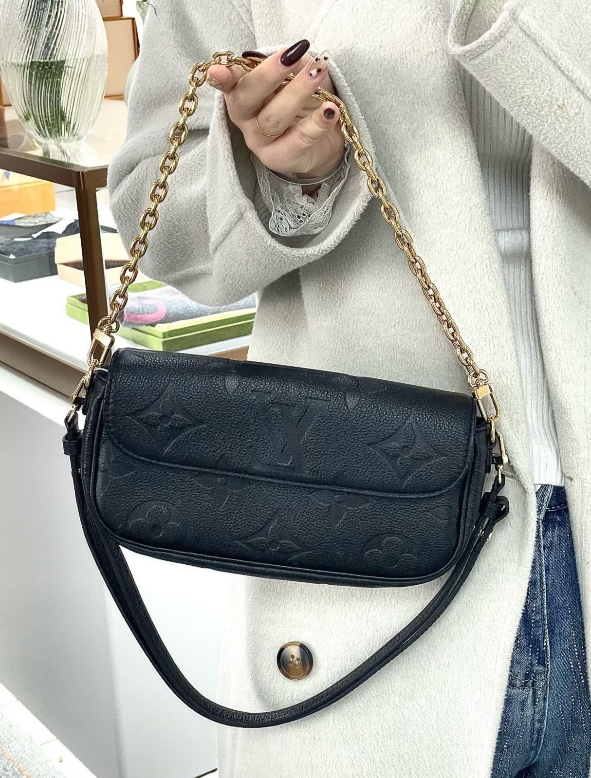 Louis Vuitton Louis Vuitton Ivy Woc Chain Bag Size ONE SIZE - 1 Thumbnail