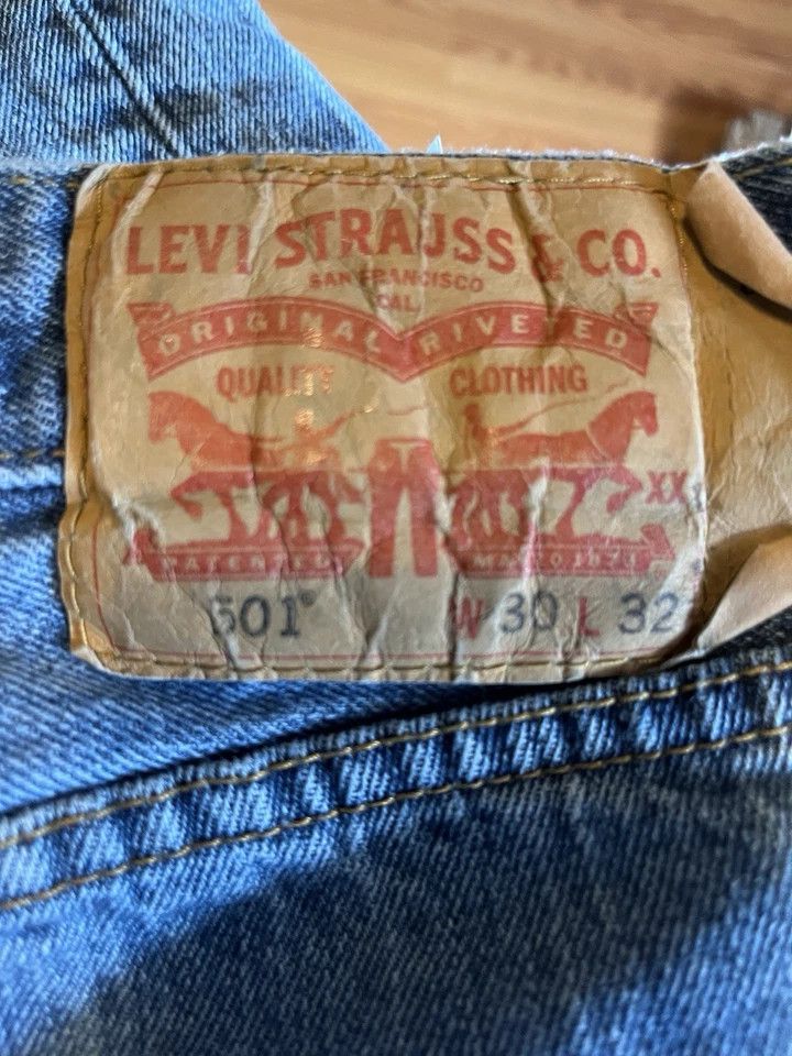 Levi's Levi's Jeans 30X32 Buttonfly Size US 30 / EU 46 - 4 Thumbnail