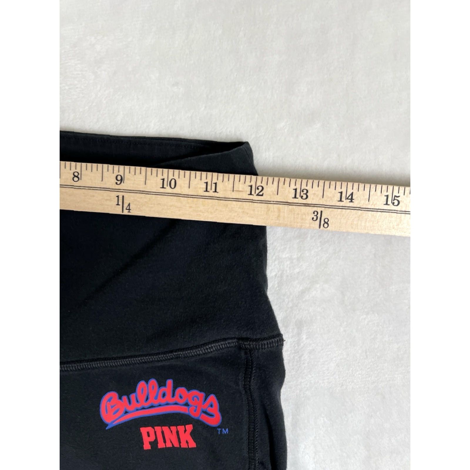 Victoria's Secret Victoria's Secret PINK Fresno State Bulldogs Black Yoga Pants Capri Size 28" / US 6 / IT 42 - 4 Thumbnail