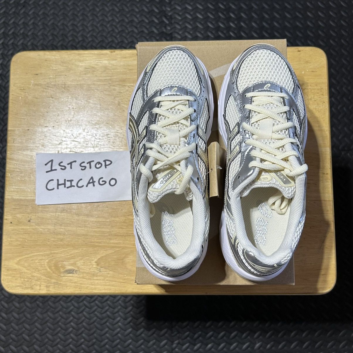 Asics ASICS Gel 1130 Cream Pure Silver 1202A164-107 Womens 7 NEW Size US 7 / IT 37 - 5 Thumbnail