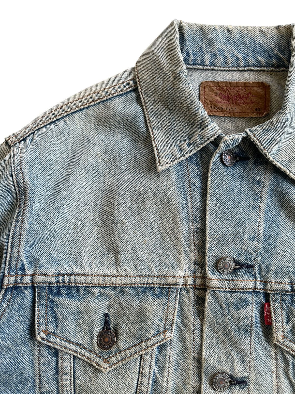 Levi's Vintage Clothing Vintage Levis Distressed Dirty Trucker Denim Jacket Size US M / EU 48-50 / 2 - 8 Thumbnail