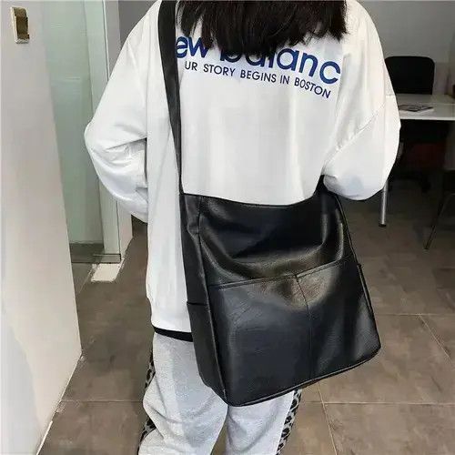 Other Black PU Leather Crossbody Bags Size ONE SIZE - 1 Thumbnail