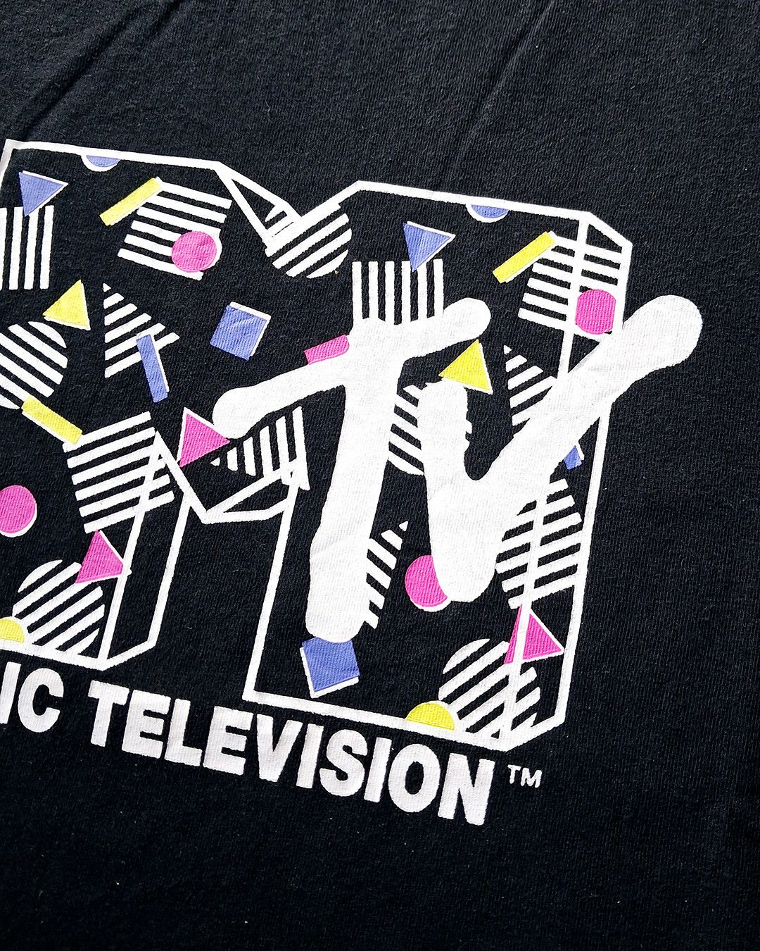 Mtv MTV 2019 VIACOM NIKO AND ... TSHIRT Size US L / EU 52-54 / 3 - 4 Thumbnail