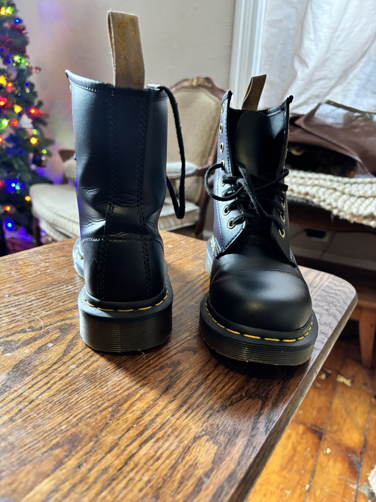 Dr. Martens Dr Marten Boots Size 6 womens Size US 6 / IT 36 - 6 Thumbnail
