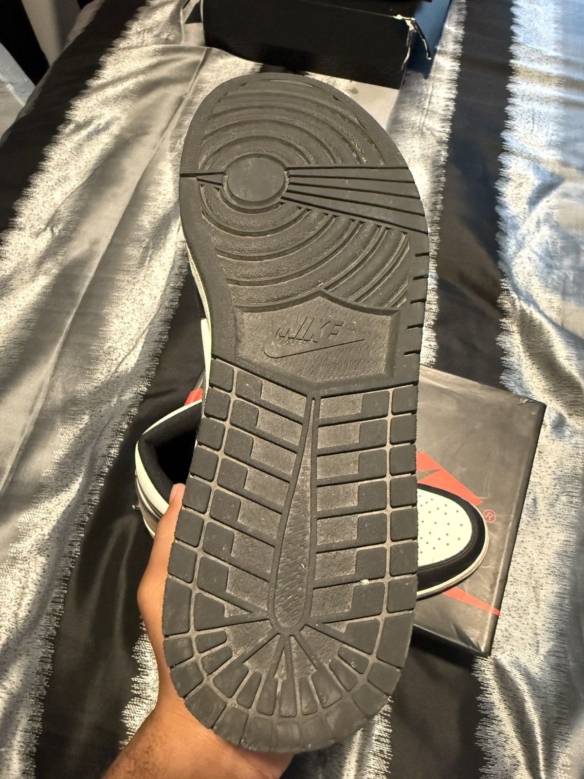 Jordan Brand Jordan 1 Mocha Size US 14 / EU 47 - 9 Thumbnail