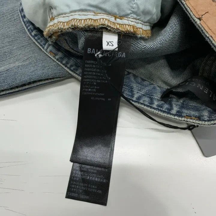 Balenciaga Balenciaga Women's Distressed Straight Leg Jeans 0079-2507 Size 23" - 3 Thumbnail