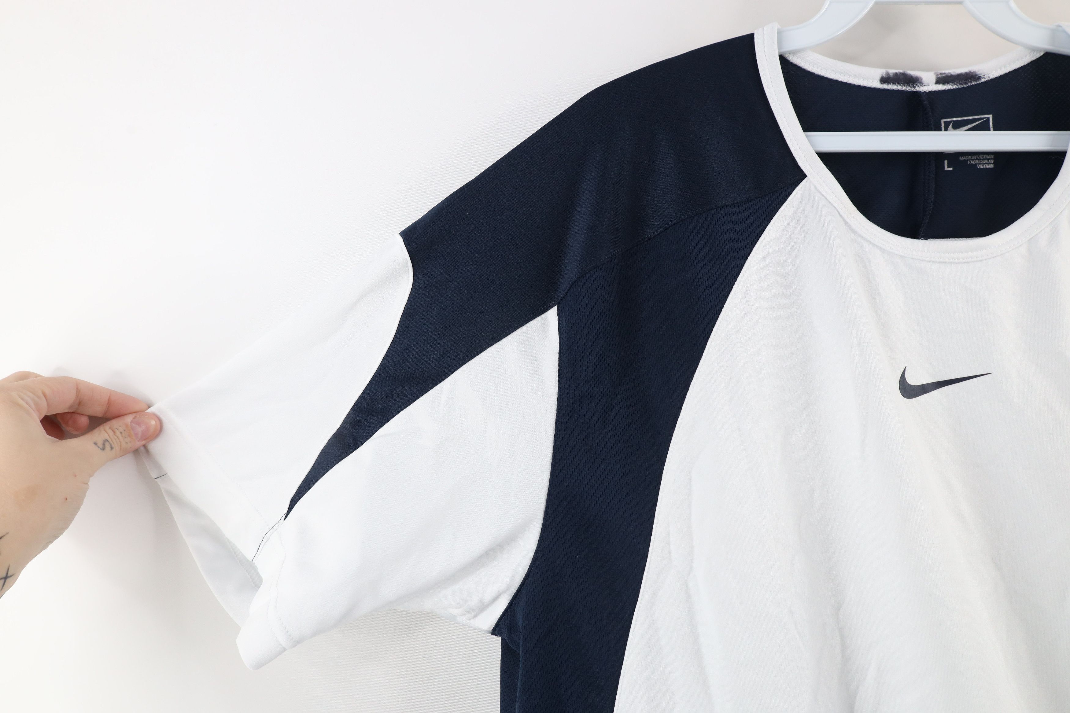 Nike Vintage Nike Scott Center Swoosh Knit Short Sleeve T-Shirt Size US L / EU 52-54 / 3 - 5 Thumbnail