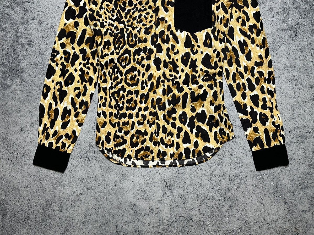 H&M × Paco Rabanne H&M x Paco Rabanne Leopard Print Shirt Size XS / US 0-2 / IT 36-38 - 3 Thumbnail