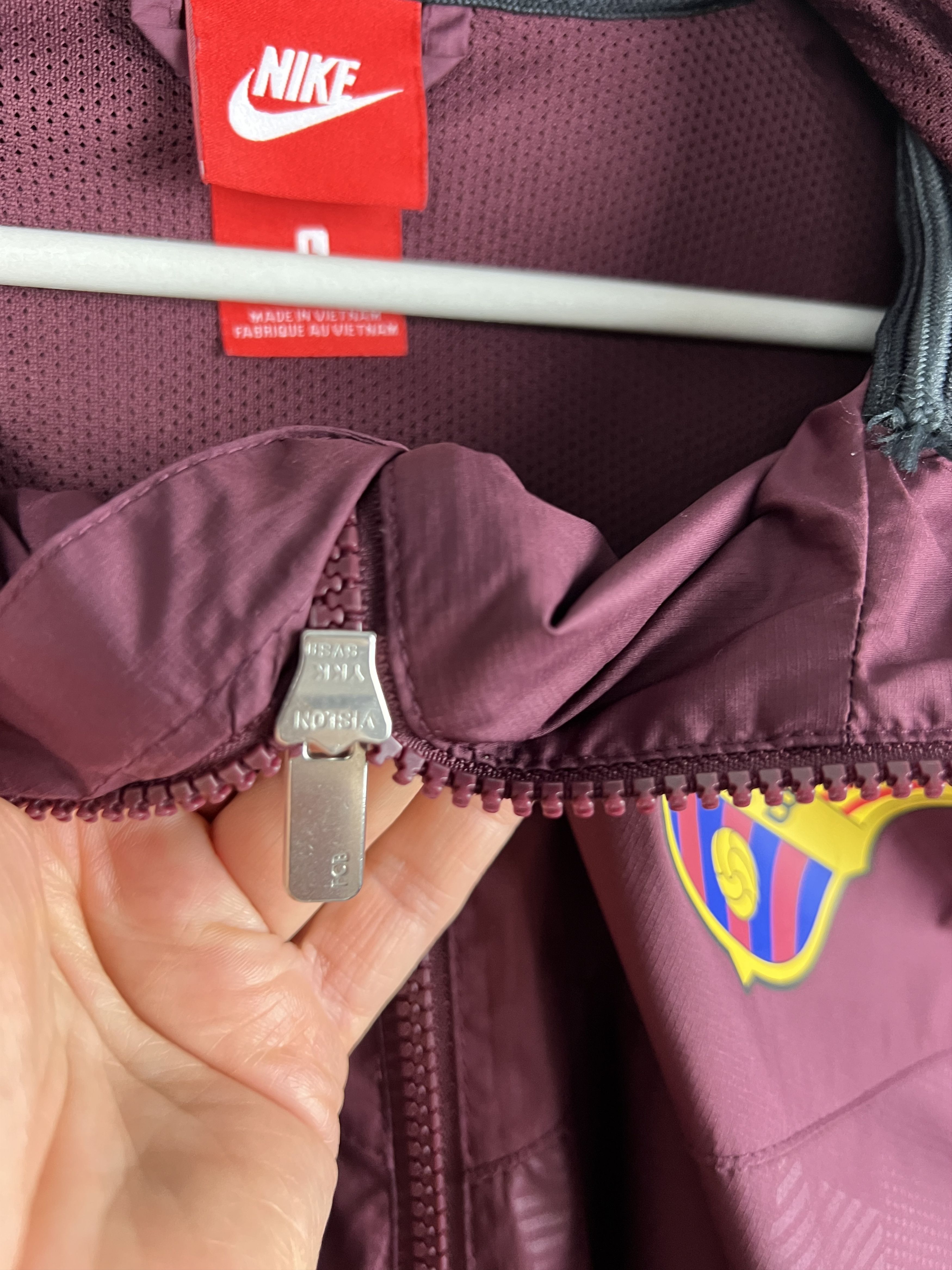 Nike Nike Barcelona Football Hooded Jacket Soccer Track Top Rare Size US L / EU 52-54 / 3 - 4 Thumbnail