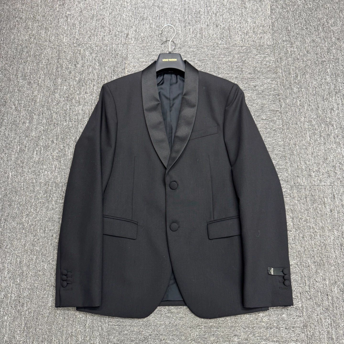 Fendi Black Formal Blazer with Satin Lapel Size US M / EU 48-50 / 2 - 1 Thumbnail