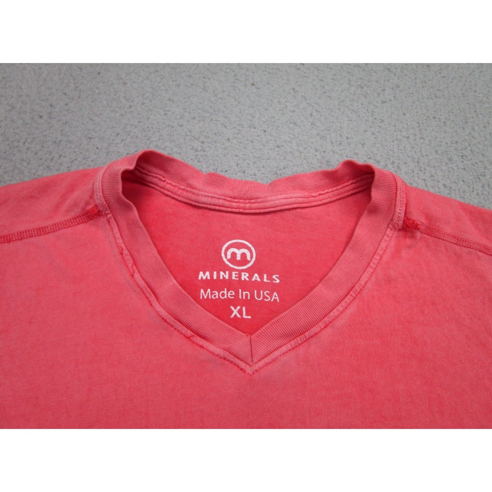 Vintage Minerals Shirt Mens XL V Neck 100% Cotton Soft Tagless Burnout Tee USA, Pink, Short Sleeve, Regular, T-Shirt, Men, XS? Size US XL / EU 56 / 4 - 3 Thumbnail