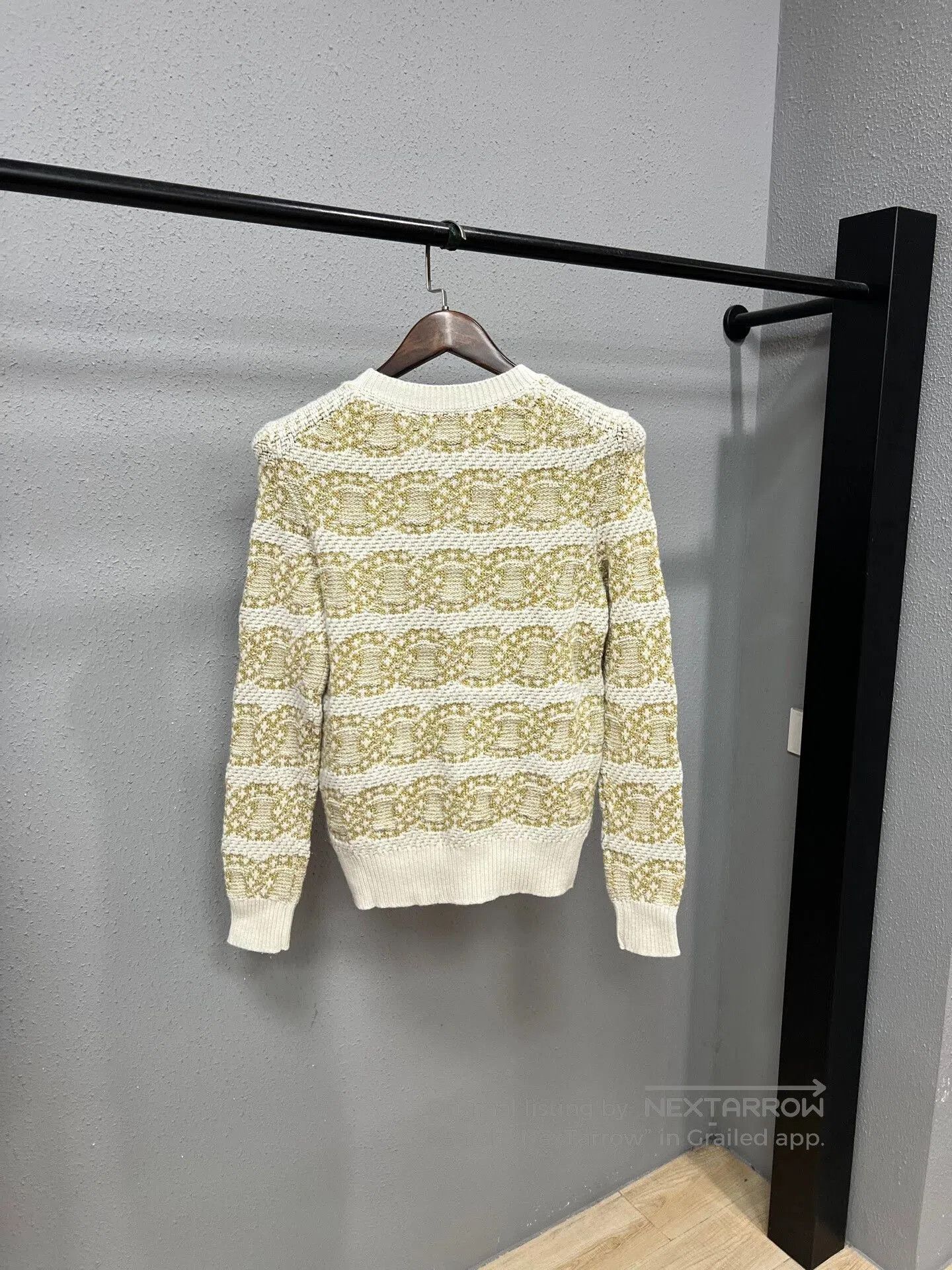Chanel Chanel Gold Double C Logo Knit Sweater. Size M / US 6-8 / IT 42-44 - 2 Thumbnail