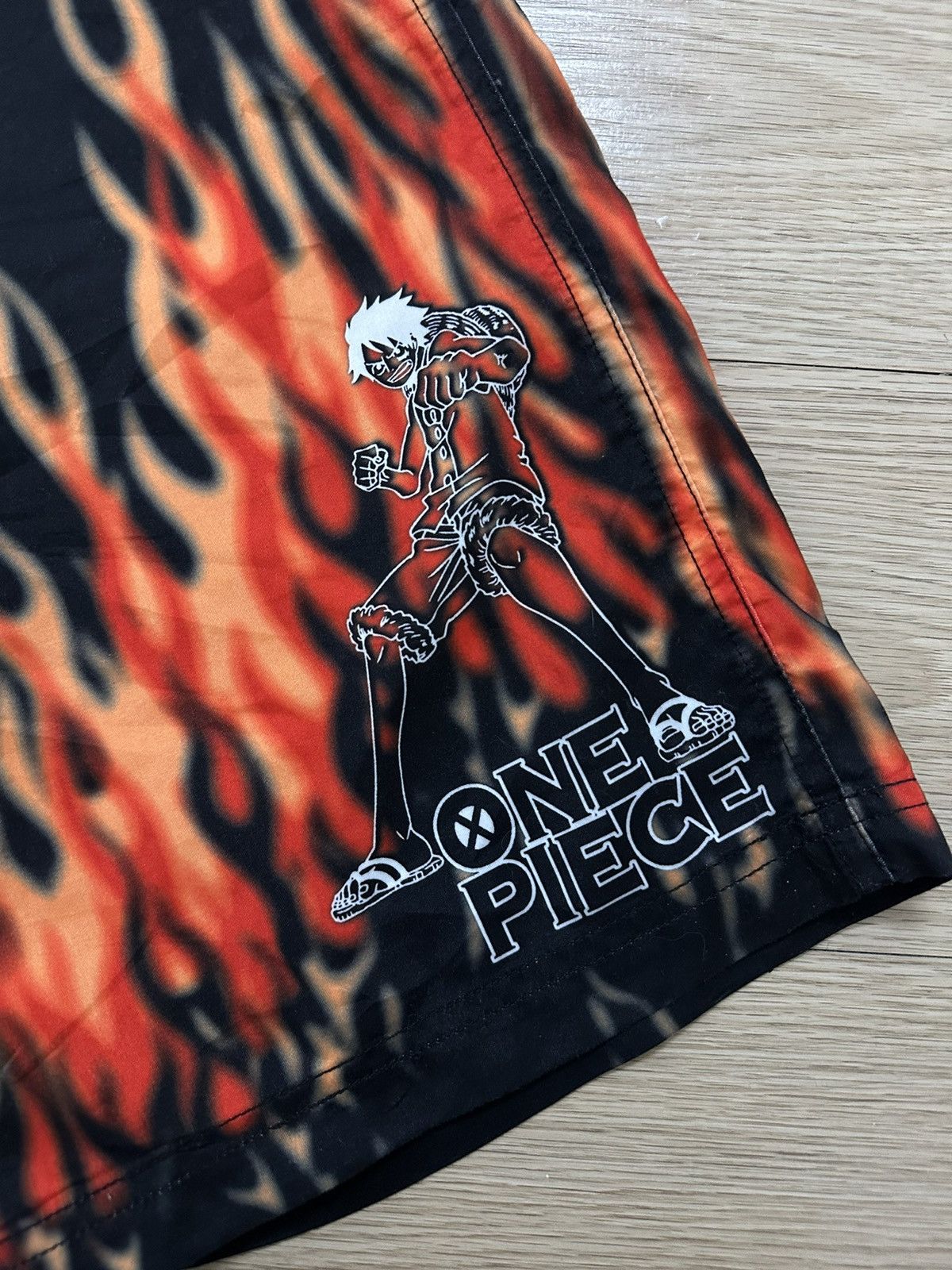Anime × Vintage Rare And Beautiful One Piece Flame Comic Design Board Shorts Size US 32 / EU 48 - 9 Thumbnail