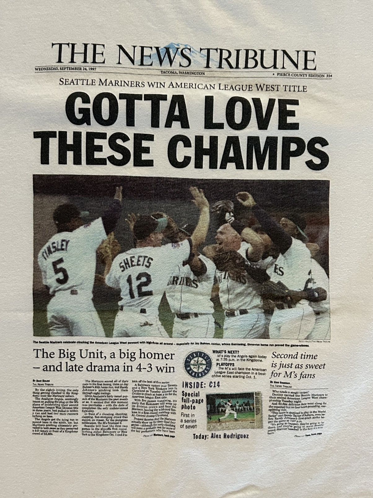 MLB × Vintage ❗️RARE ❗️ SEATTLE MARINERS NEWS PAPER TEE Size US M / EU 48-50 / 2 - 2 Thumbnail