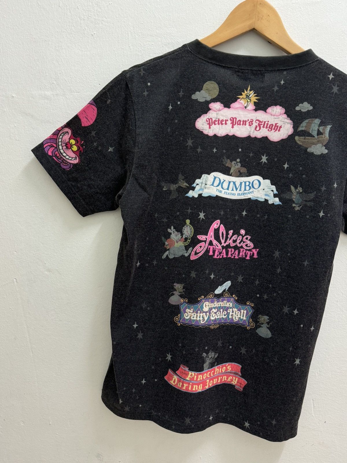 Disney × Japanese Brand × Vintage VINTAGE TOKYO DISNEY CHARACTER MOVIES TEE Size US XS / EU 42 / 0 - 7 Thumbnail