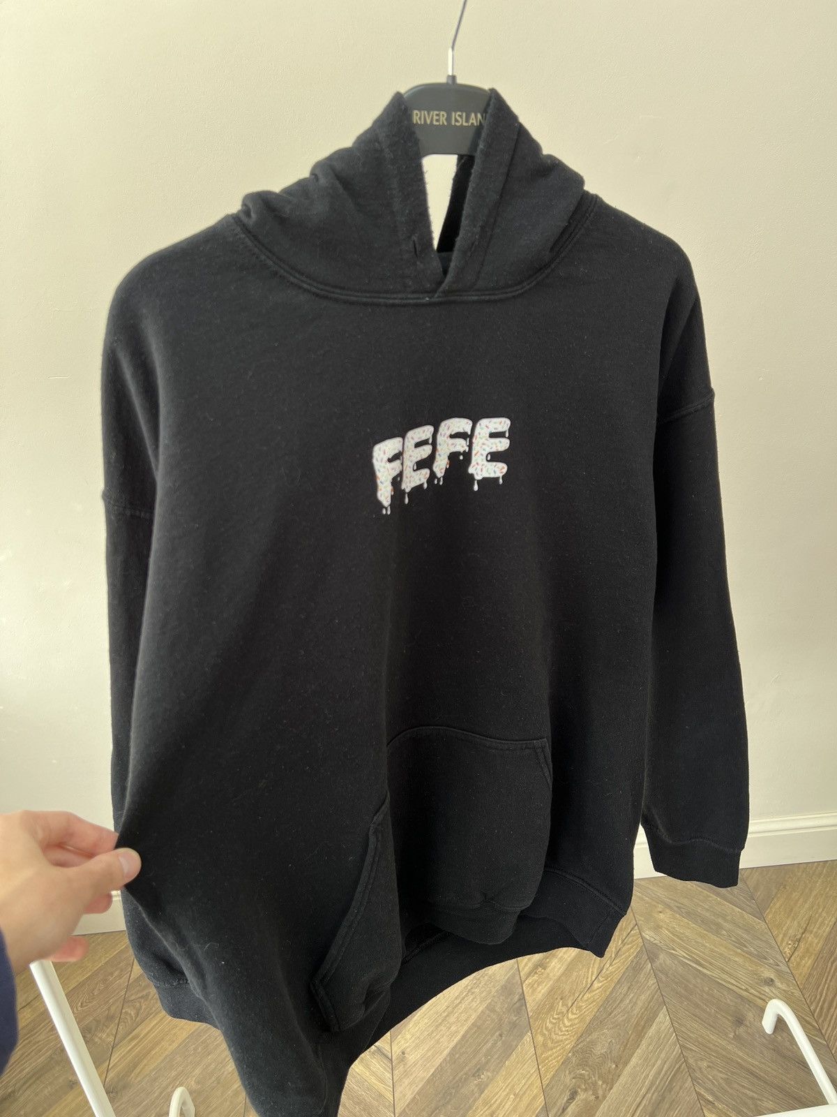 Other Vintage 6ix9ine “FEFE” Graphic Faded Hoodie Hip Hop Size US L / EU 52-54 / 3 - 7 Thumbnail