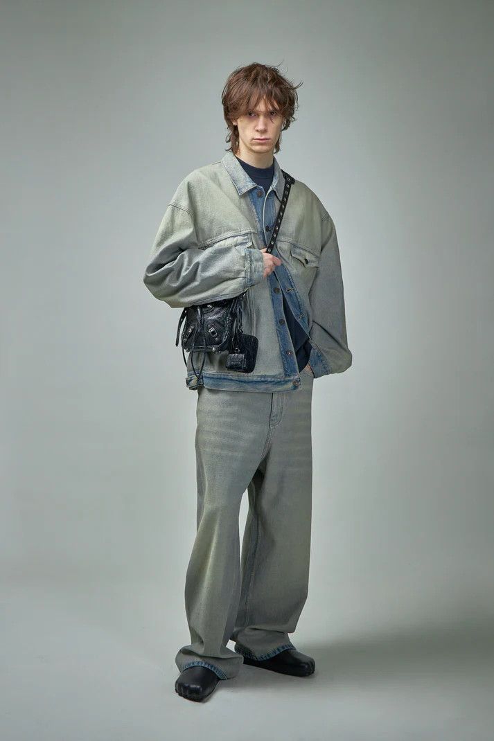 Balenciaga *NEW* SS24 INSIDE OUT BAGGY JEANS $1,590 MEDIUM Size US 32 / EU 48 - 19 Thumbnail