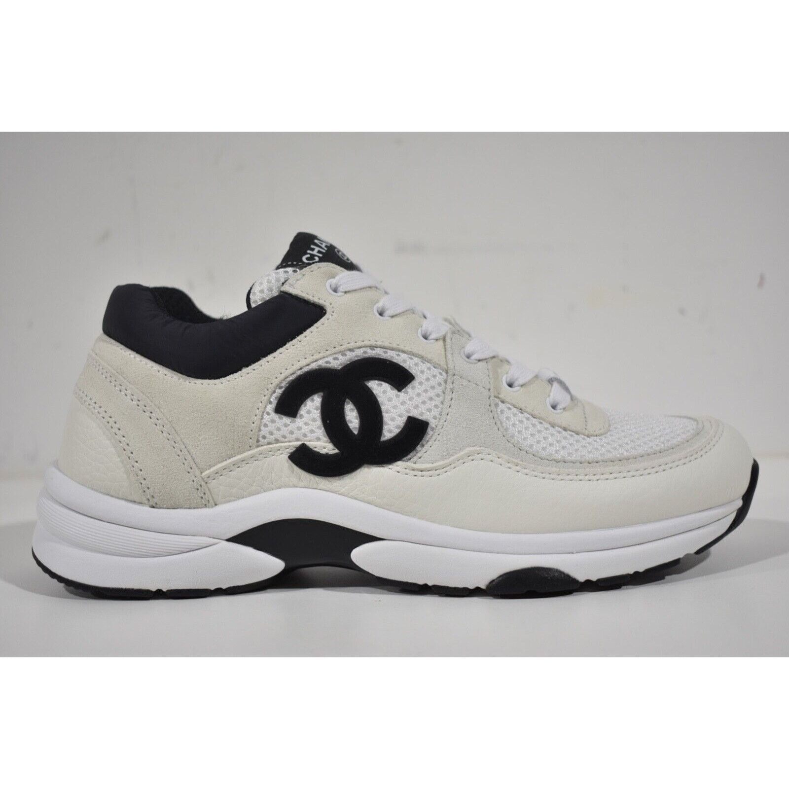 Chanel REV CC Logo Leather Lace Up Flat Runner Trainer Sneaker 39 Size US 9 / IT 39 - 11 Thumbnail