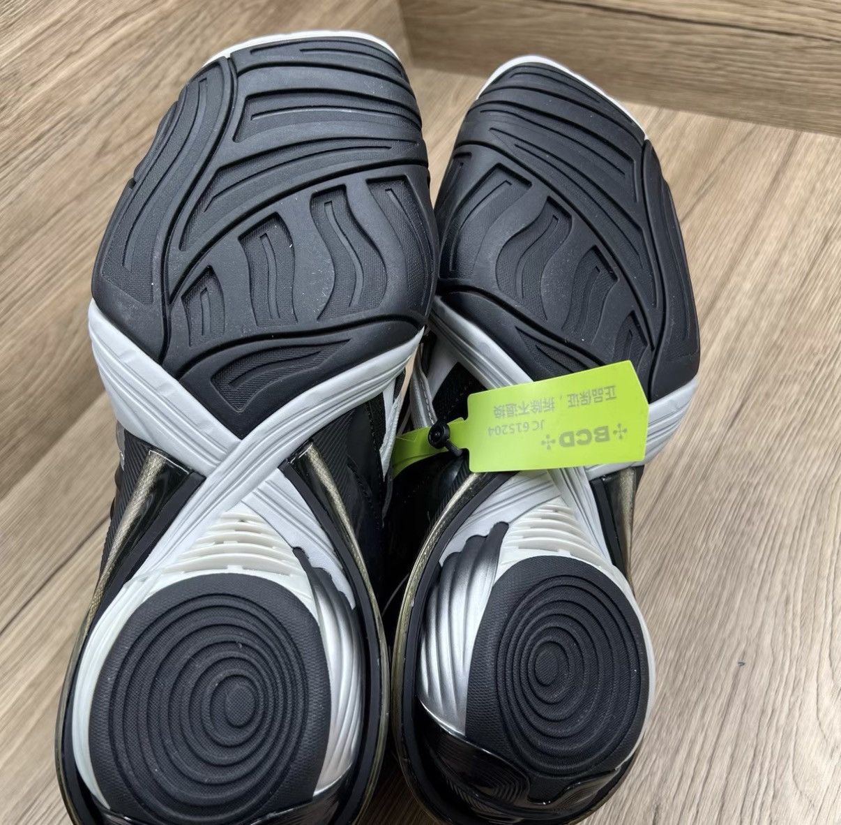 Balenciaga Balenciaga Tyrex Black & Silver Sneakers J41 Size US 7 / IT 37 - 5 Thumbnail