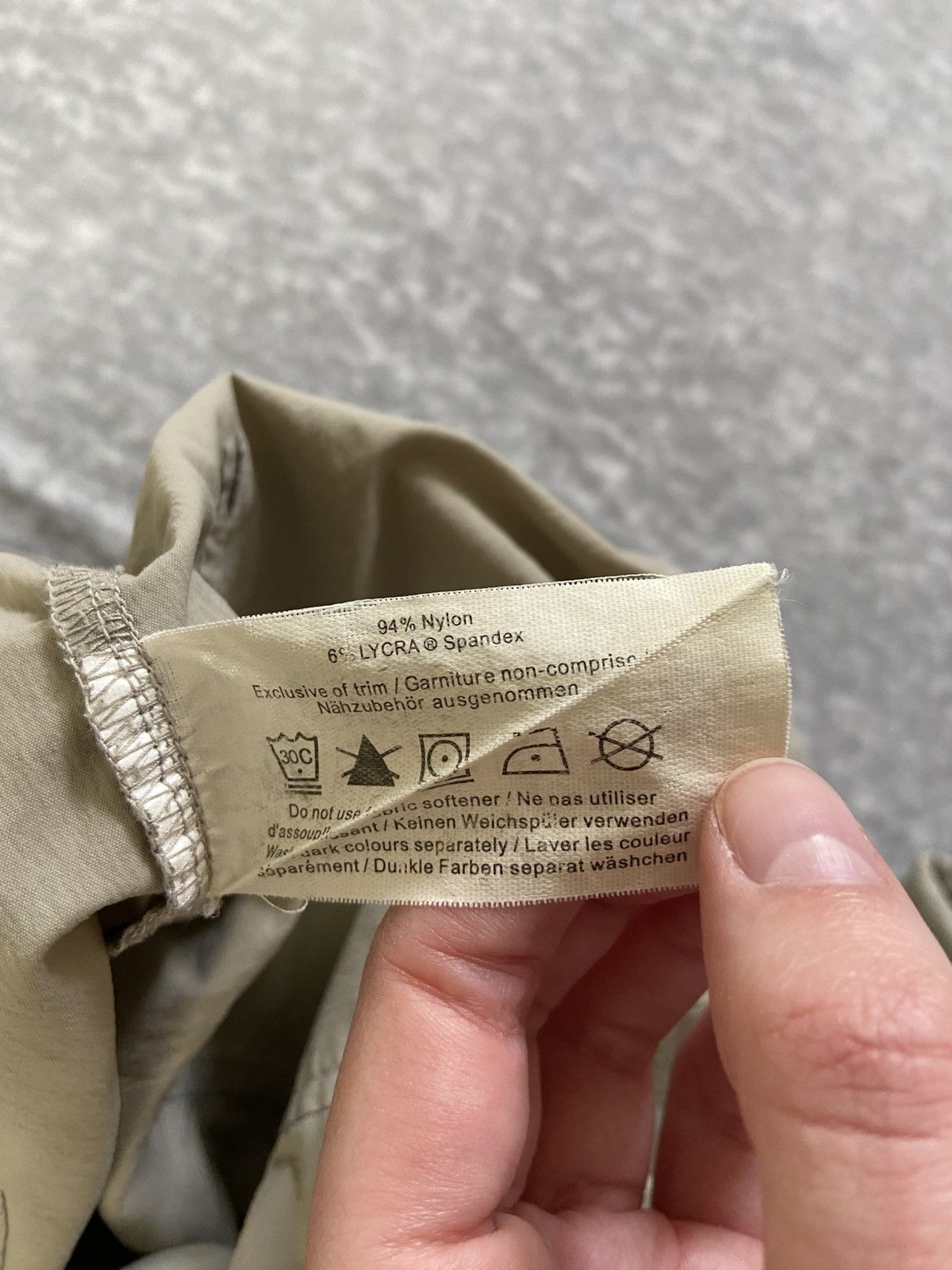 Arc'teryx Vintage Arc'teryx Gorpcore Cargo Pants Size 30" / US 8 / IT 44 - 6 Thumbnail