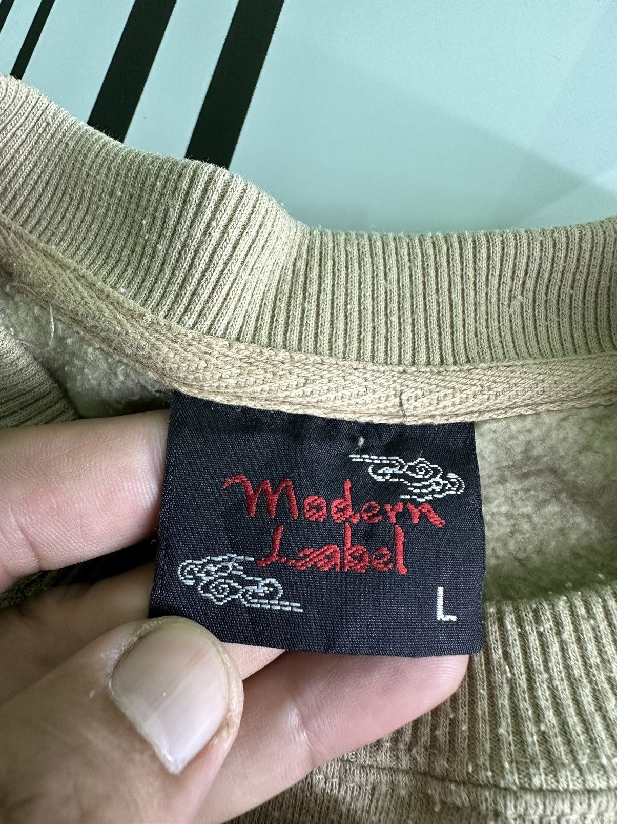 Japanese Brand Vintage Modern Label Sweatshirt Size US L / EU 52-54 / 3 - 7 Thumbnail