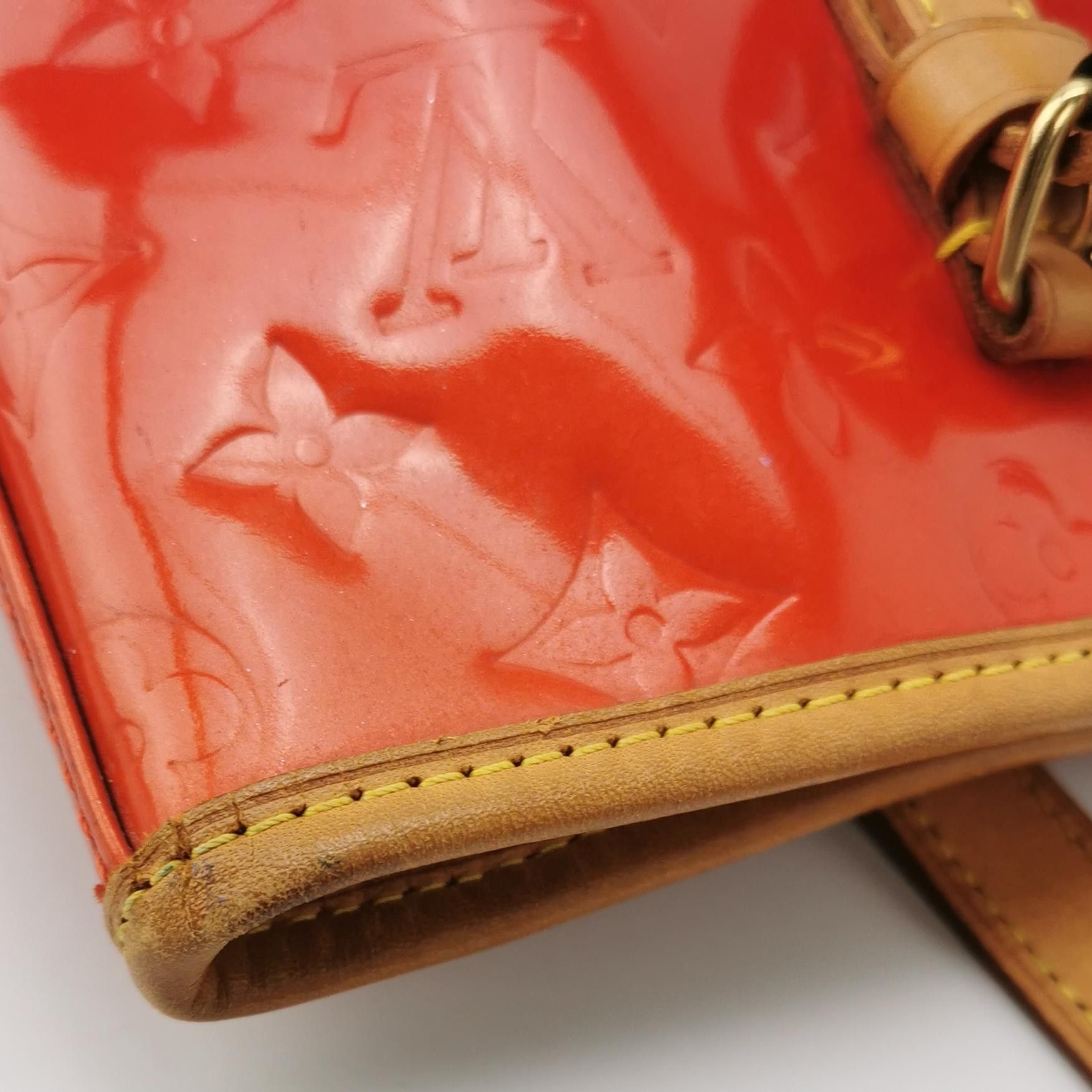 Louis Vuitton Louis Vuitton (LV) Bucket Large Patent Leather Vintage Embo Size ONE SIZE - 2 Thumbnail