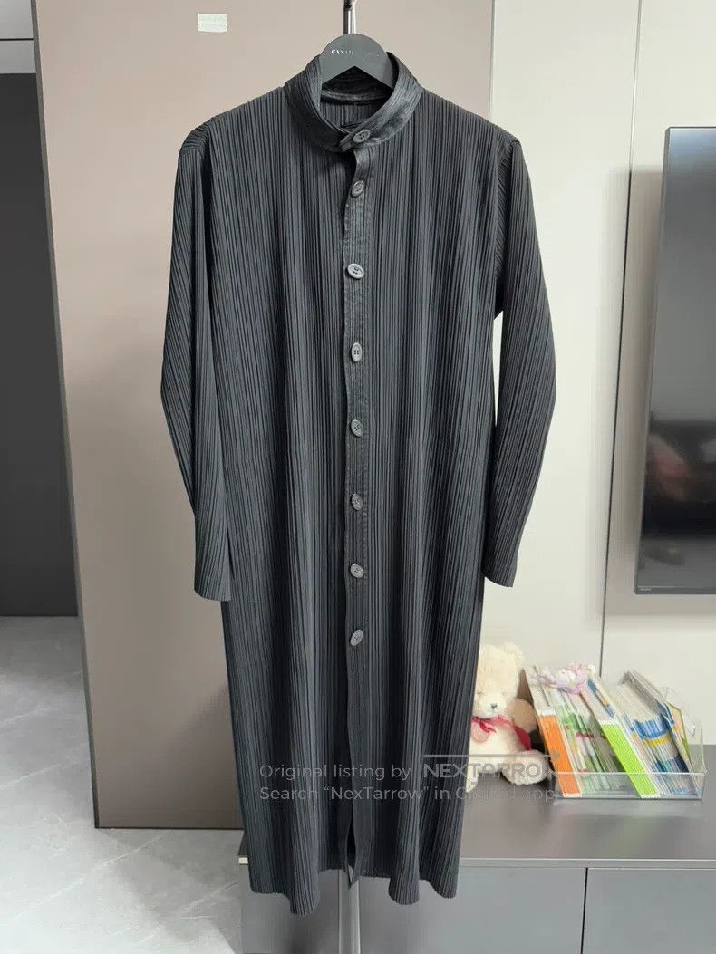 Issey Miyake Issey Miyake Main Line Vintage Toothpick-pleated Trench Co Size L / US 10 / IT 46 - 1 Thumbnail