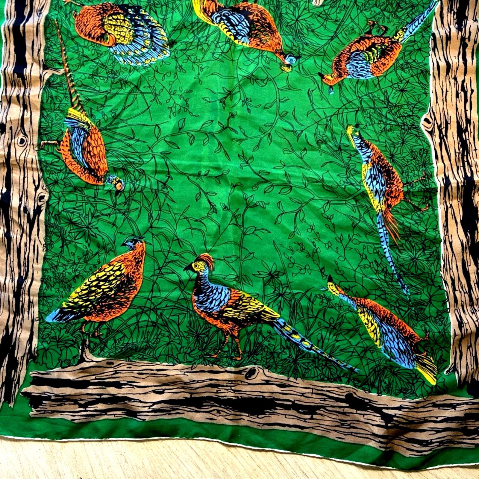 Other VTG Scarf Pheasant Bird Nature Green Hunting Wood Border 70s Size ONE SIZE - 12 Thumbnail