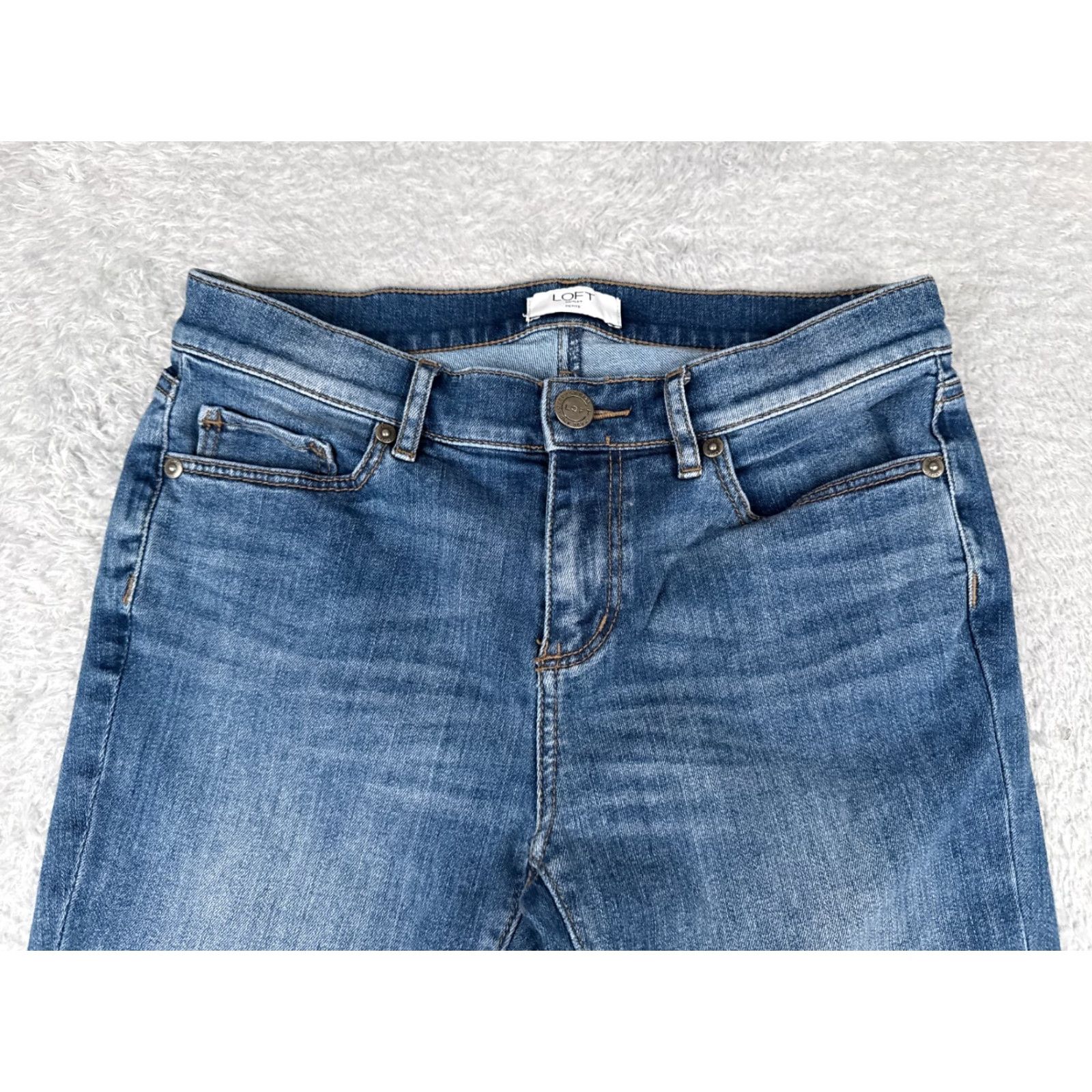 Loft Loft Jeans Womens Skinny Low Rise Blue Denim 27x23 Petites Jeans Distressed 4P 5-Pocket Design Cotton Spandex Loft Outlet Size 27" / US 4 / IT 40 - 4 Thumbnail