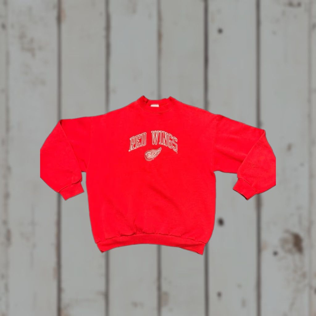 Logo 7 VINTAGE Detroit Red Wings Logo 7 Sweatshirt Men’s Size XL Red NHL Hockey Shirt Pullover Crew Neck Long Sleeve Fleece Graphic Print Size US XL / EU 56 / 4 - 1 Thumbnail
