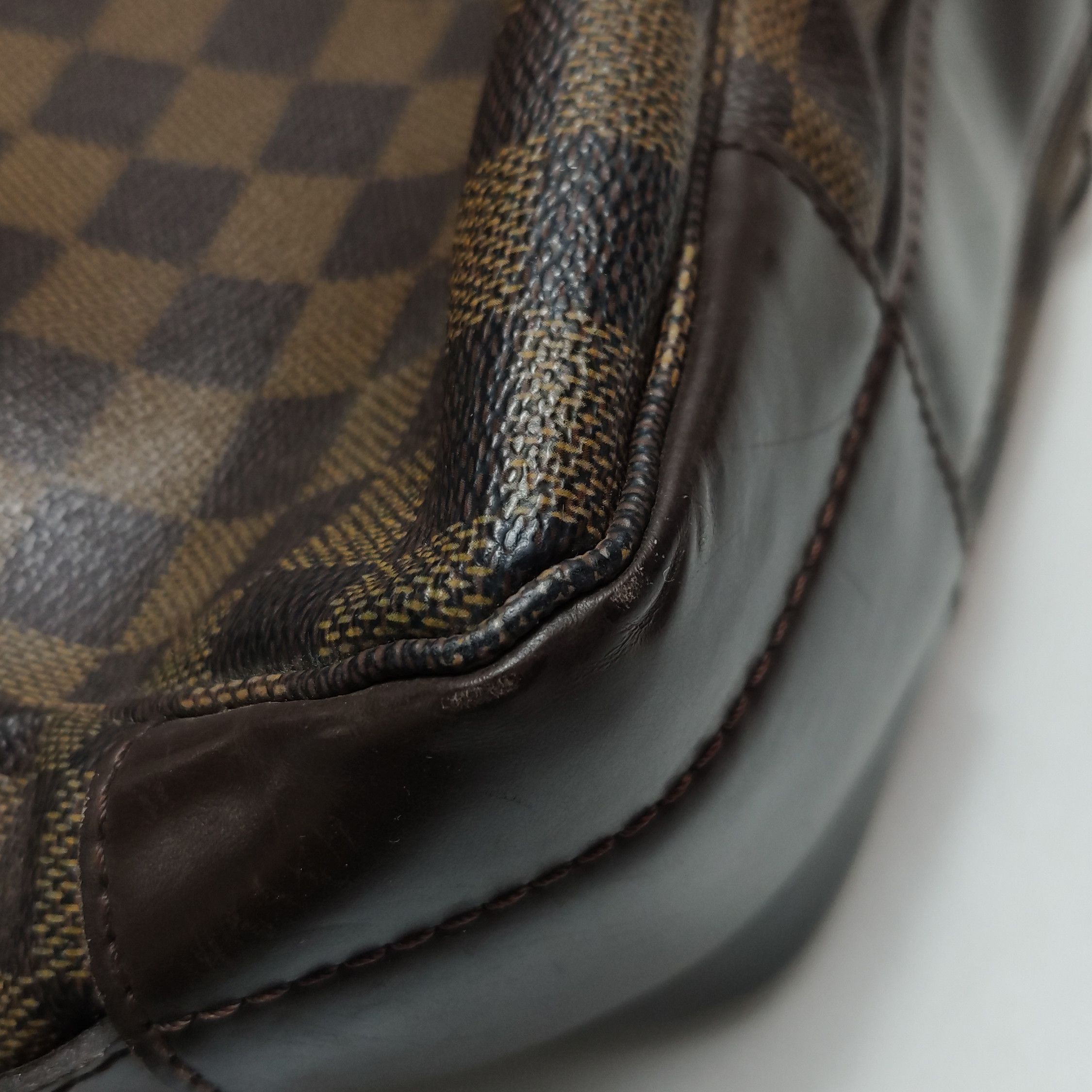Louis Vuitton Louis Vuitton (LV) Bastille leather checkerboard flap cross Size ONE SIZE - 4 Thumbnail