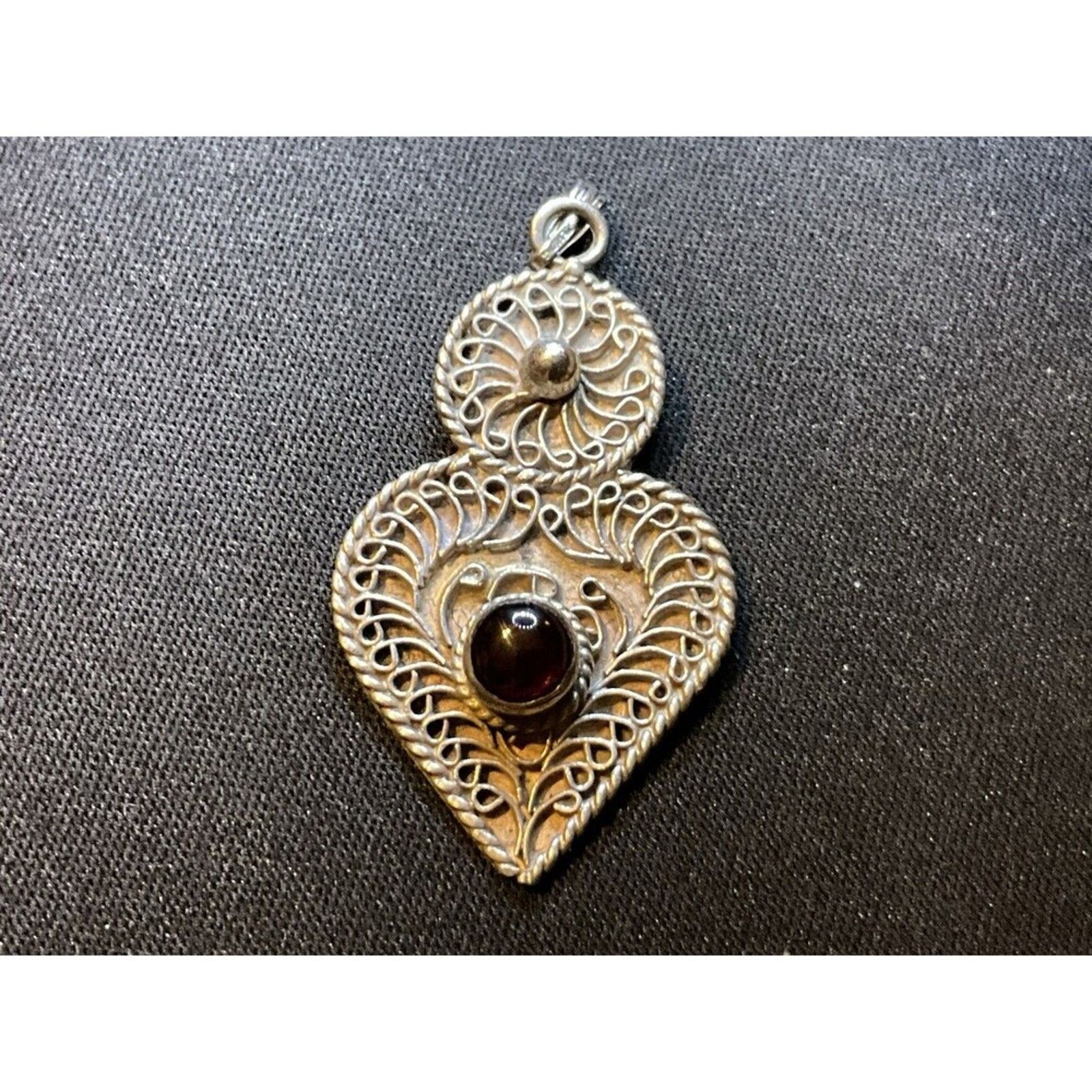Vintage 925 Silver Bali Heart Garnet Filigree Pendant