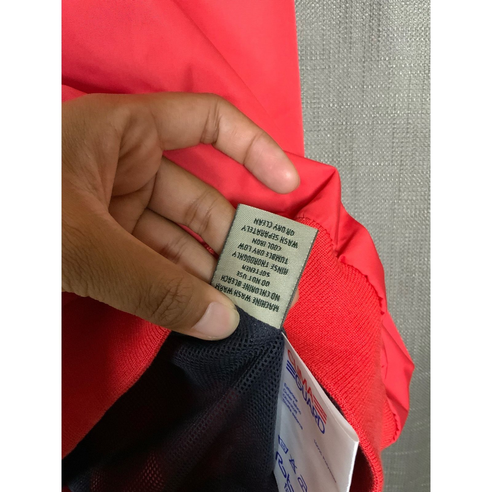Cutter & Buck Cutter & Buck Climaguard Mens Lined Golf Pullover Vest Red M Size US M / EU 48-50 / 2 - 8 Thumbnail