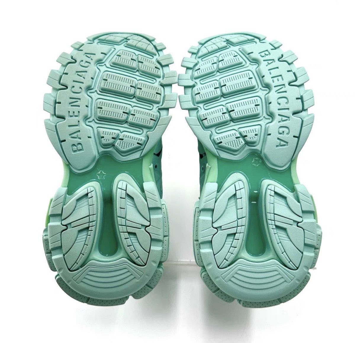 Balenciaga Balenciaga Track Mint Green Mesh Dad Sneakers K12 Size US 6 / IT 36 - 5 Thumbnail